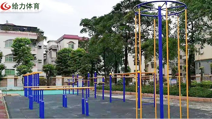 公園健身器材
