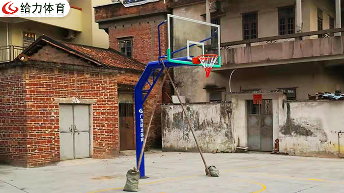 深圳鄉(xiāng)村籃球架