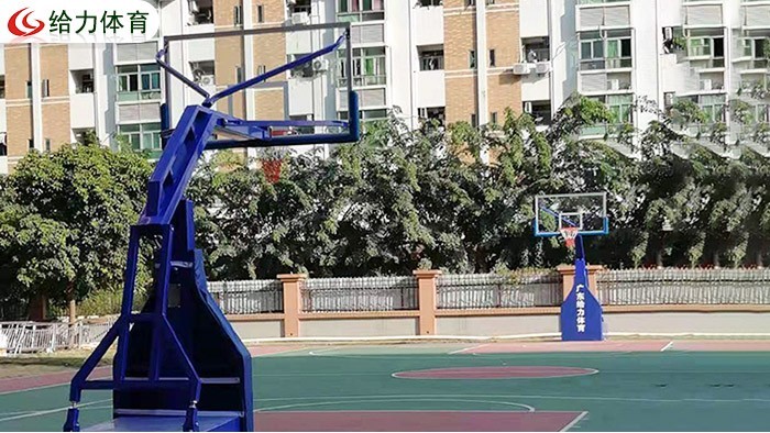 移動(dòng)籃球架價(jià)格
