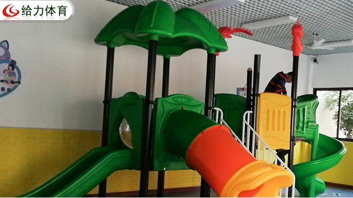 小區(qū)兒童滑梯廠家