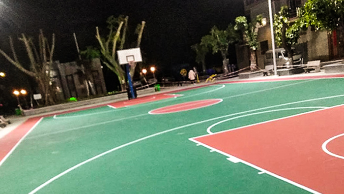 彩色籃球場(chǎng)造價(jià)低