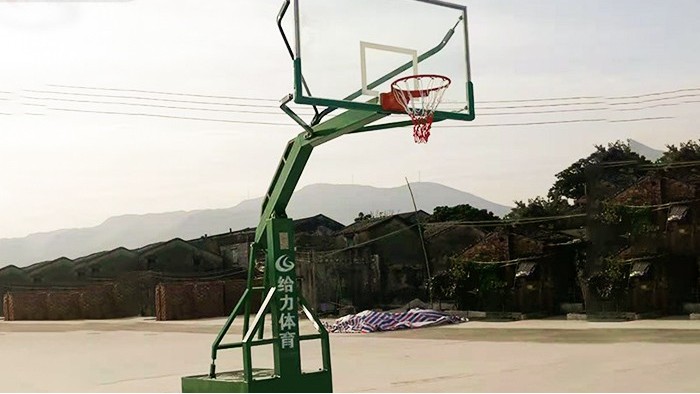 籃球架