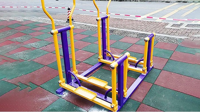 戶外健身器材廠家電話