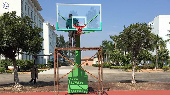 廣東籃球架廠家